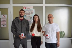 6-ма дариха кръв в 1-ия ден на кампанията“ Усмихни сърце“