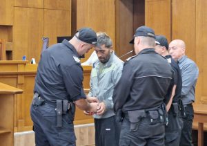 Убиецът от Пещера се изправи пред съда