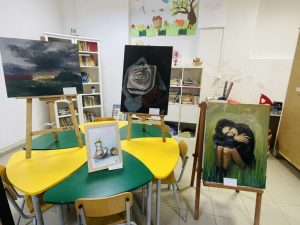 Пътуваща изложба на панагюрски художници и ученици „Будни“