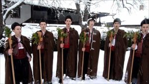 Откъде идва обичаят коледуване в България