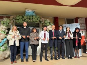 Нов STEM център бе открит в Професионалната гимназия по икономика и мениджмънт в Пазарджик