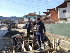 Изграждат нова обществена чешма в Ракитово