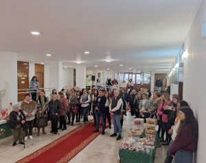 Образователни и социални институции се включиха в Благотворителния базар за Ивана