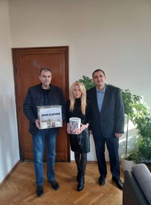 Магистрати и адвокати събраха над 8000 лв. за малкия Митко