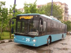 Общественият транспорт ще работи с празнично разписание в Новогодишната нощ