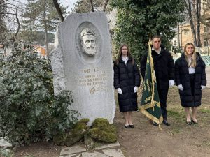 Във Велинград се поклониха пред паметта на Христо Ботев
