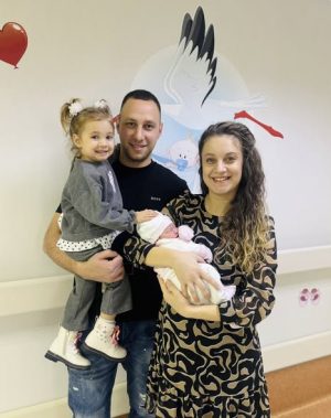 Момиче е първото новородено за 2026 година в „Уни Хоспитал“