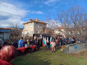 Димитър Ананиев хвана Богоявленския кръст в Стрелча