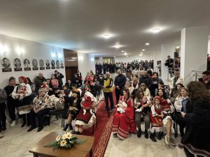 Велинград отбеляза Бабинден – празник на новия живот и почит към родилната помощ