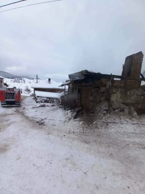 Семейство от Мечо корито остана без дом