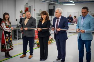 Нов технологичен център откри „Оптикс“ в Панагюрище