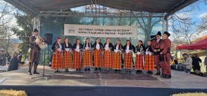 „Среди зимa на мегдана“ се проведе за шести път в Радилово