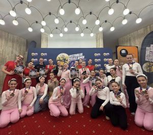 Балет „Албена“ се завърна с девет медала от международен конкурс в Букурещ