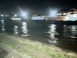 Реката в Драгиново на ръба на преливане