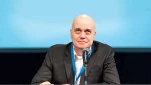 Слави Трифонов: Новият служебен кабинет е доминиран от „шарлатани“