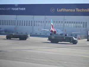 МВР затяга охраната на летища и обекти с американско и израелско присъствие