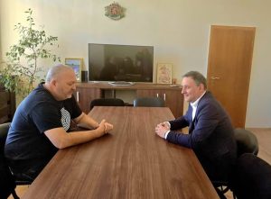 Кметове и областен управител обсъждат готовността за изборите