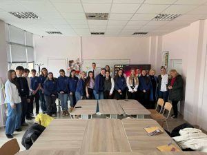 Младши посланици от ПГ“Ив.С.Аксаков“ споделиха опита си