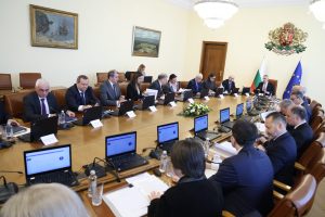 МС създаде Кризисен щаб за контрол на цените на стоки и горива