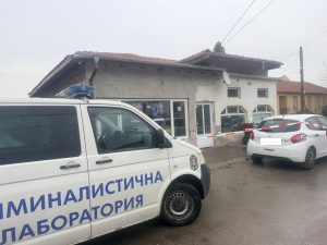 Няколко хиляди евро и списъци при полицейска акция в Септември