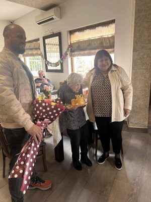 Баба Венета от Белово отбеляза вековен юбилей