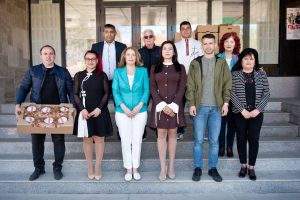 Над 3000 козунаци раздадоха кметовете в община Септември