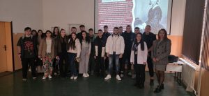 Медицински сестри представиха професията си пред ученици в Септември