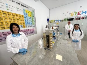 Нов STEM-кабинет бе открит във велинградско училище