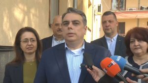 Асен Василев призова гражданите да гласуват: Имаме уникален шанс да променим България