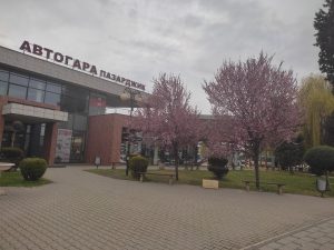 Вижте как ще се движат автобуси и тролейбуси по празниците