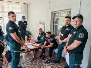 Стажант- полицаи дариха кръв в Пазарджик