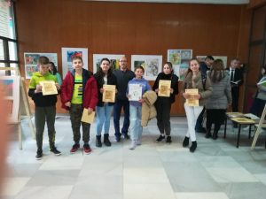 Изложба“Рицарят в мен“ е експонирана в Младежкия дом