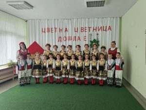 С пъстра програма децата от ДГ „Здравец“ отбелязаха Цветница