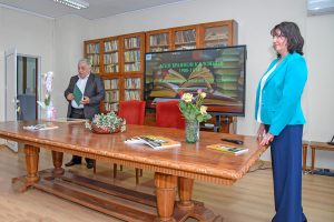 В РБ“Н.Фурнаджиев“ бе представена био-библиография за поета и преводач Асен Калоянов