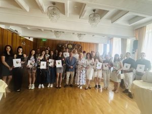 В Панагюрище връчиха „златен ключ“ на отличници