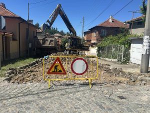Ремонтират ул.“Петър Карапетров“ в Панагюрище