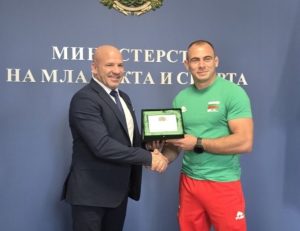 Иван Хърков бе отличена от министъра на спорта
