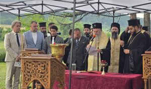 Положиха първия камък на параклис в двора на МБАЛ „Уни Хоспитал“ в Панагюрище
