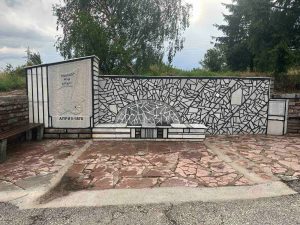 „Оптикоелектрон“ възстанови и дари историческа чешма на Панагюрище
