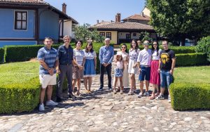 Наградиха най-добрата снимка на фойерверки в Панагюрище