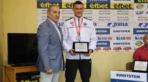 Двама петобойци от Спортното училище с награди