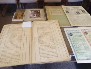 Ученици и учители от СУ „Георги Брегов“ гостуваха на Държавен архив – Пазарджик
