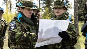 Естония разчита все повече на жените в армията