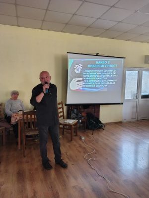 Експерт сподели пред възрастни хора как да се пазят от измами
